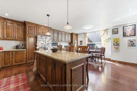 Photo 33 at 20 Maynard Avenue, South Parkdale, Toronto
