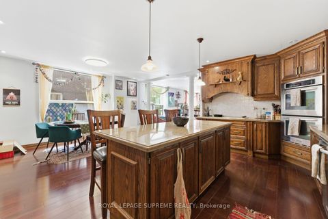 Photo 34 at 20 Maynard Avenue, South Parkdale, Toronto