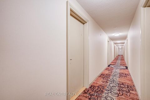 Photo 16 at 317 Grandview Way, Willowdale East, Toronto