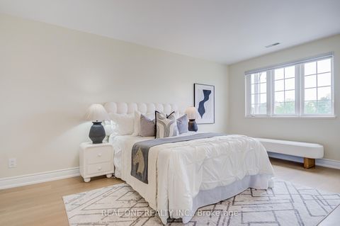 Photo 19 at 317 Grandview Way, Willowdale East, Toronto