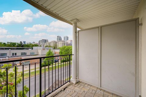 Photo 29 at 317 Grandview Way, Willowdale East, Toronto