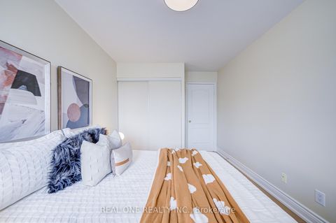 Photo 41 at 317 Grandview Way, Willowdale East, Toronto