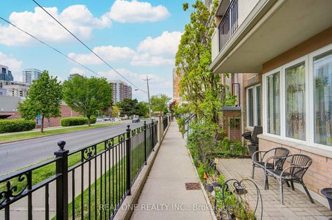 Photo 47 at 317 Grandview Way, Willowdale East, Toronto