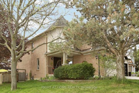 Photo 2 at 308 Rushbrook Drive, Summerhill Estates, Newmarket