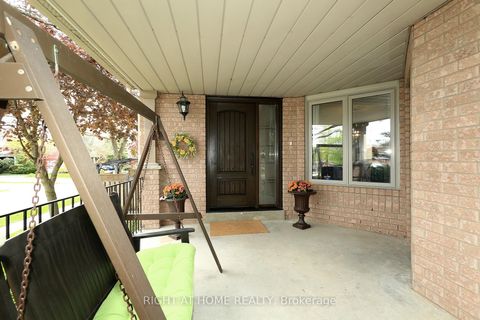 Photo 4 at 308 Rushbrook Drive, Summerhill Estates, Newmarket