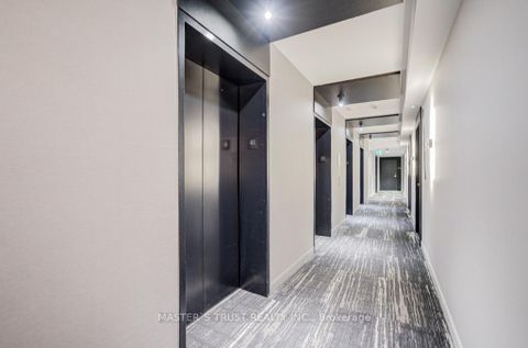 Photo 2 at 4103 - 85 Wood Street, Yonge Corridor, Toronto