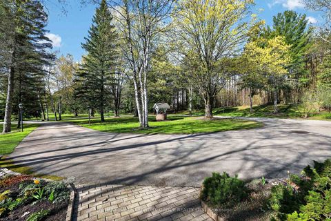 Photo 8 at 1020 18th Side Road, Rural King, King