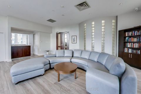 Photo 24 at 2313 - 25 The Esplanade, Waterfront Communities C8, Toronto