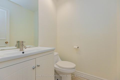 Photo 17 at 50 - 27 Proudbank Millway, Windfields, Toronto