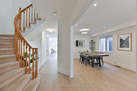 Photo 3 at 409 Heddle Crescent, Wyndham, Newmarket