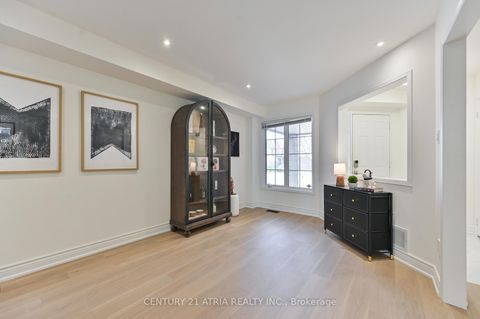 Photo 4 at 409 Heddle Crescent, Wyndham, Newmarket