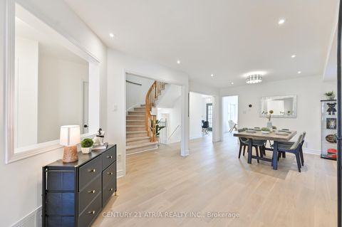 Photo 5 at 409 Heddle Crescent, Wyndham, Newmarket