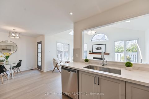 Photo 12 at 409 Heddle Crescent, Wyndham, Newmarket