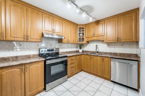 Photo 13 at 1602 - 195 Wynford Drive, Flemingdon Park, Toronto