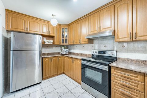 Photo 14 at 1602 - 195 Wynford Drive, Flemingdon Park, Toronto