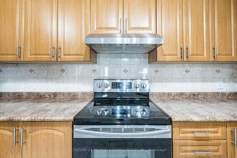 Photo 15 at 1602 - 195 Wynford Drive, Flemingdon Park, Toronto