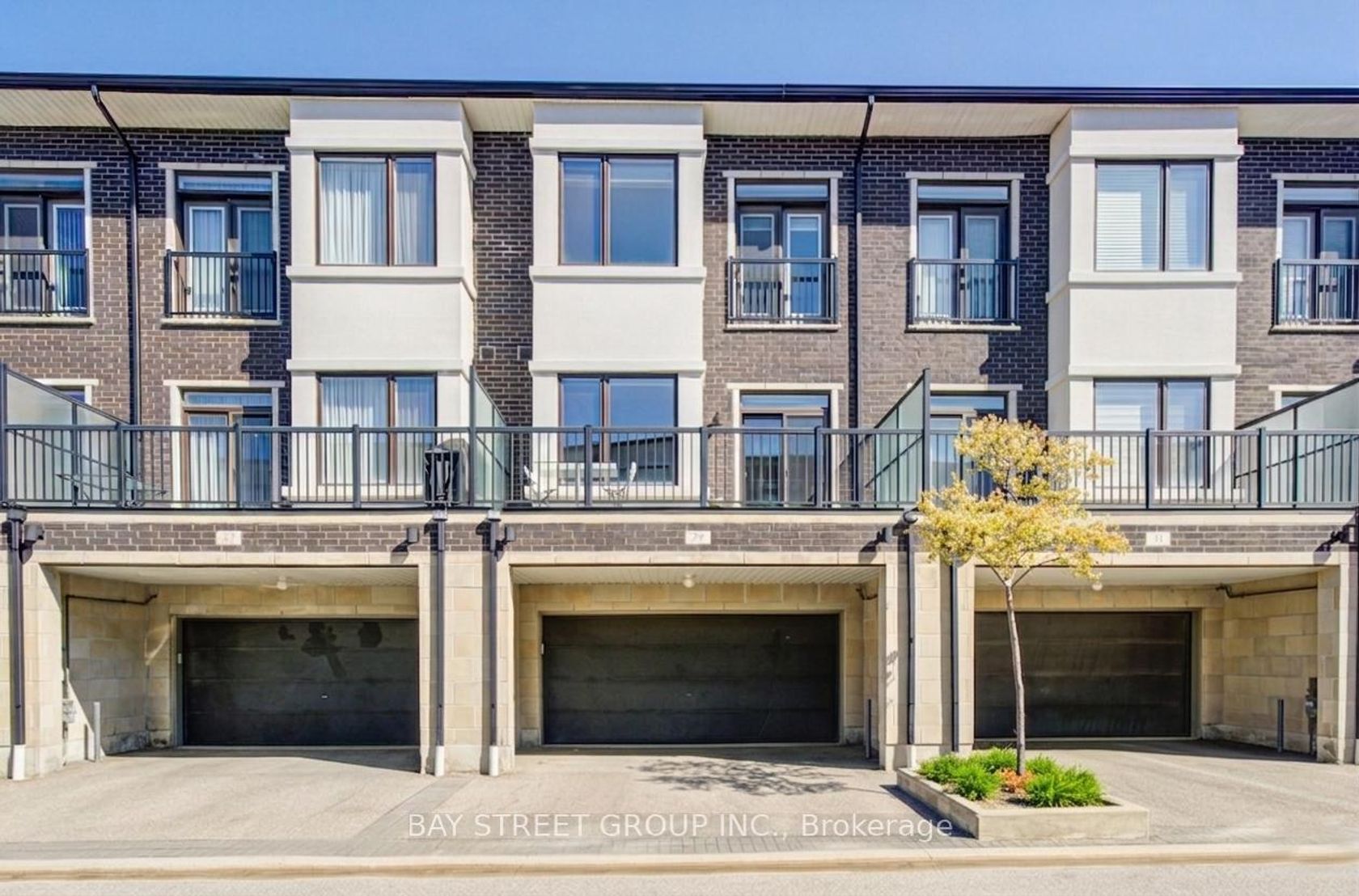 29 Lafferty Lane, Crosby, Richmond Hill photo 0