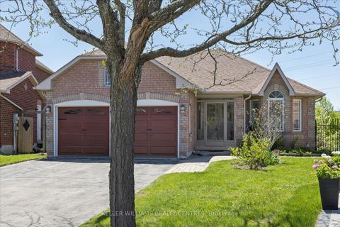 Photo 2 at 76 Kerfoot Crescent, Historic Lakeshore Communities, Georgina