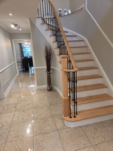 Photo 0 at 91 Princeton Gate, Maple, Vaughan