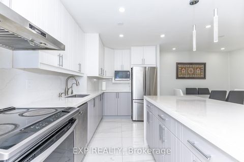 Photo 12 at 110 - 4001 Don Mills Road, Hillcrest Village, Toronto