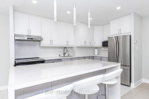 Photo 15 at 110 - 4001 Don Mills Road, Hillcrest Village, Toronto