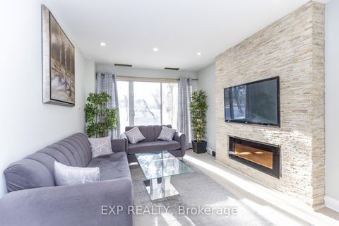 Photo 19 at 110 - 4001 Don Mills Road, Hillcrest Village, Toronto