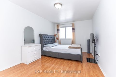 Photo 31 at 110 - 4001 Don Mills Road, Hillcrest Village, Toronto