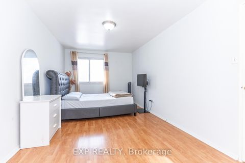 Photo 34 at 110 - 4001 Don Mills Road, Hillcrest Village, Toronto