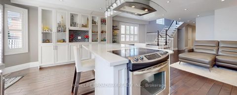 Photo 10 at 96 Echo Ridge Crescent, Sonoma Heights, Vaughan