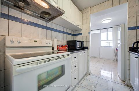 Photo 11 at 303 - 1950 Kennedy Road, Dorset Park, Toronto