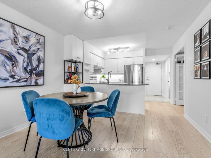 Photo 13 at 703 - 8 Rean Drive, Bayview Village, Toronto