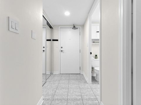 Photo 2 at 703 - 8 Rean Drive, Bayview Village, Toronto