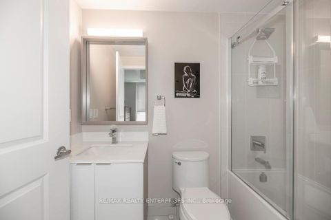 Photo 14 at 741 - 543 Richmond Street W, Waterfront Communities C1, Toronto