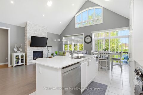 Photo 7 at 46 Holtby Court E, Port Perry, Scugog