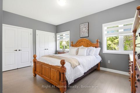 Photo 10 at 46 Holtby Court E, Port Perry, Scugog