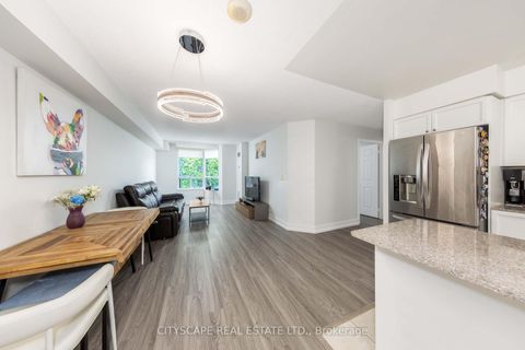 Photo 11 at 609 - 5940 Yonge Street, Newtonbrook West, Toronto