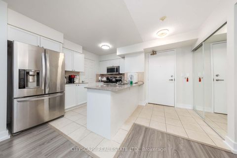 Photo 17 at 609 - 5940 Yonge Street, Newtonbrook West, Toronto