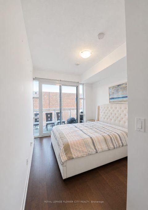 Photo 14 at 607 - 10 Willison Square, Chinatown, Toronto