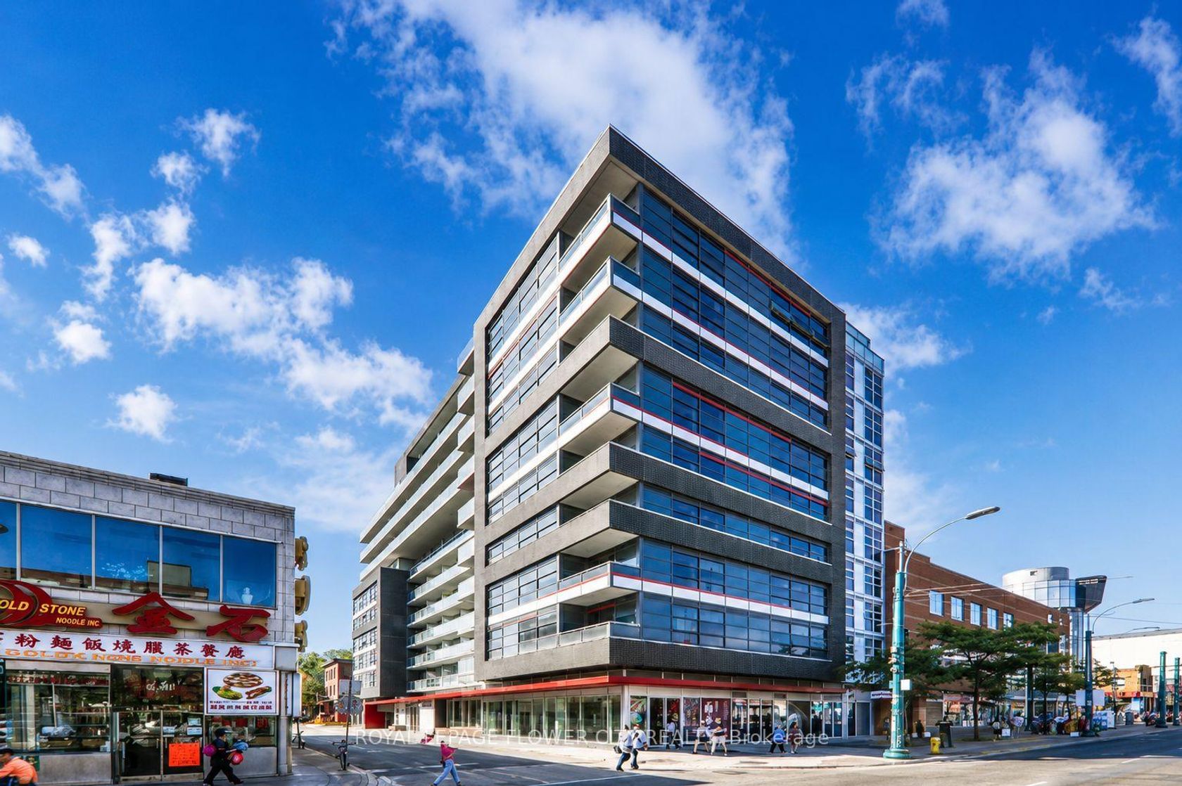 607 - 10 Willison Square, Chinatown, Toronto 