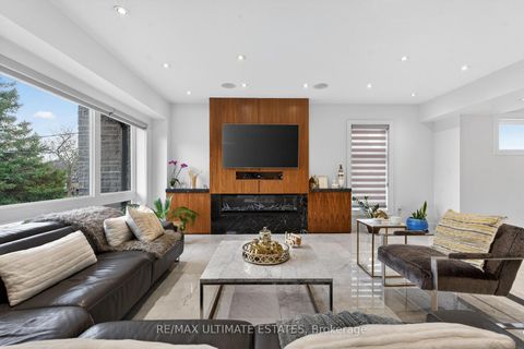 Photo 4 at 48 Cornelius Parkway, Maple Leaf, Toronto