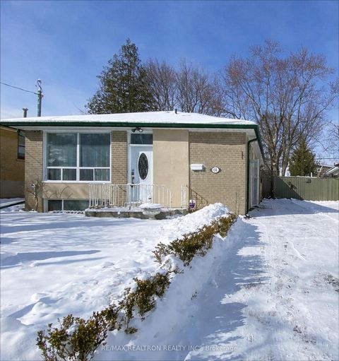 Photo 1 at 132 Porchester Drive, Woburn, Toronto