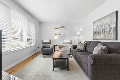 Photo 6 at 264 Baldwin Street, Donevan, Oshawa