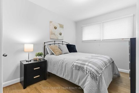 Photo 25 at 264 Baldwin Street, Donevan, Oshawa