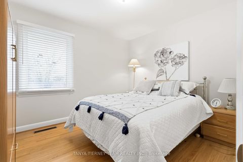 Photo 28 at 264 Baldwin Street, Donevan, Oshawa