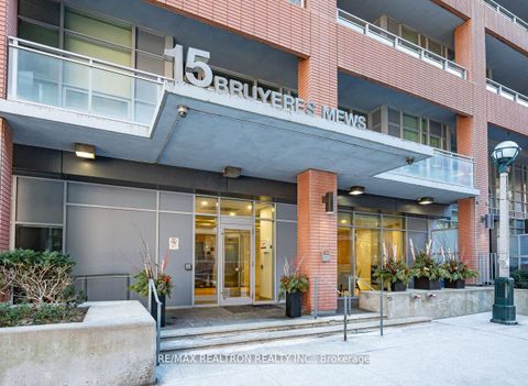Photo 3 at 1008 - 15 Bruyeres Mews, Niagara, Toronto