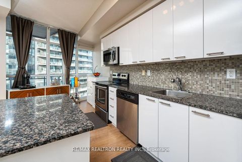Photo 10 at 1008 - 15 Bruyeres Mews, Niagara, Toronto