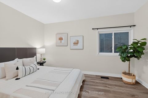 Photo 11 at 278 Caledonia Road, Fairbank, Toronto