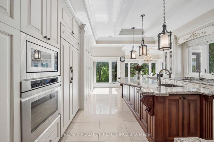 Photo 12 at 59 Hi Mount Drive, Bayview Village, Toronto