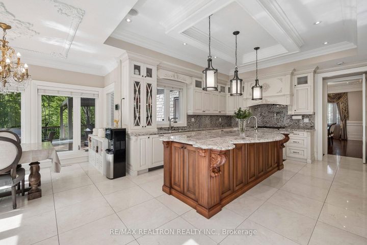 Photo 13 at 59 Hi Mount Drive, Bayview Village, Toronto