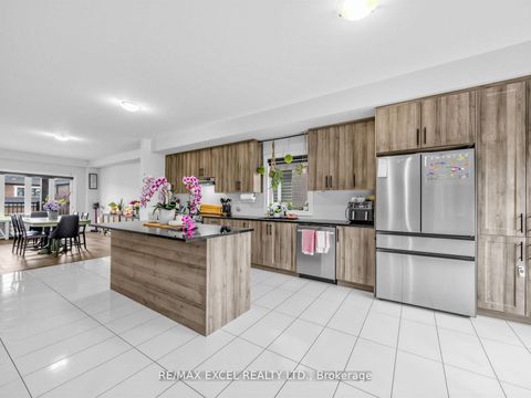 Photo 10 at 1454 Stovell Crescent, Lefroy, Innisfil